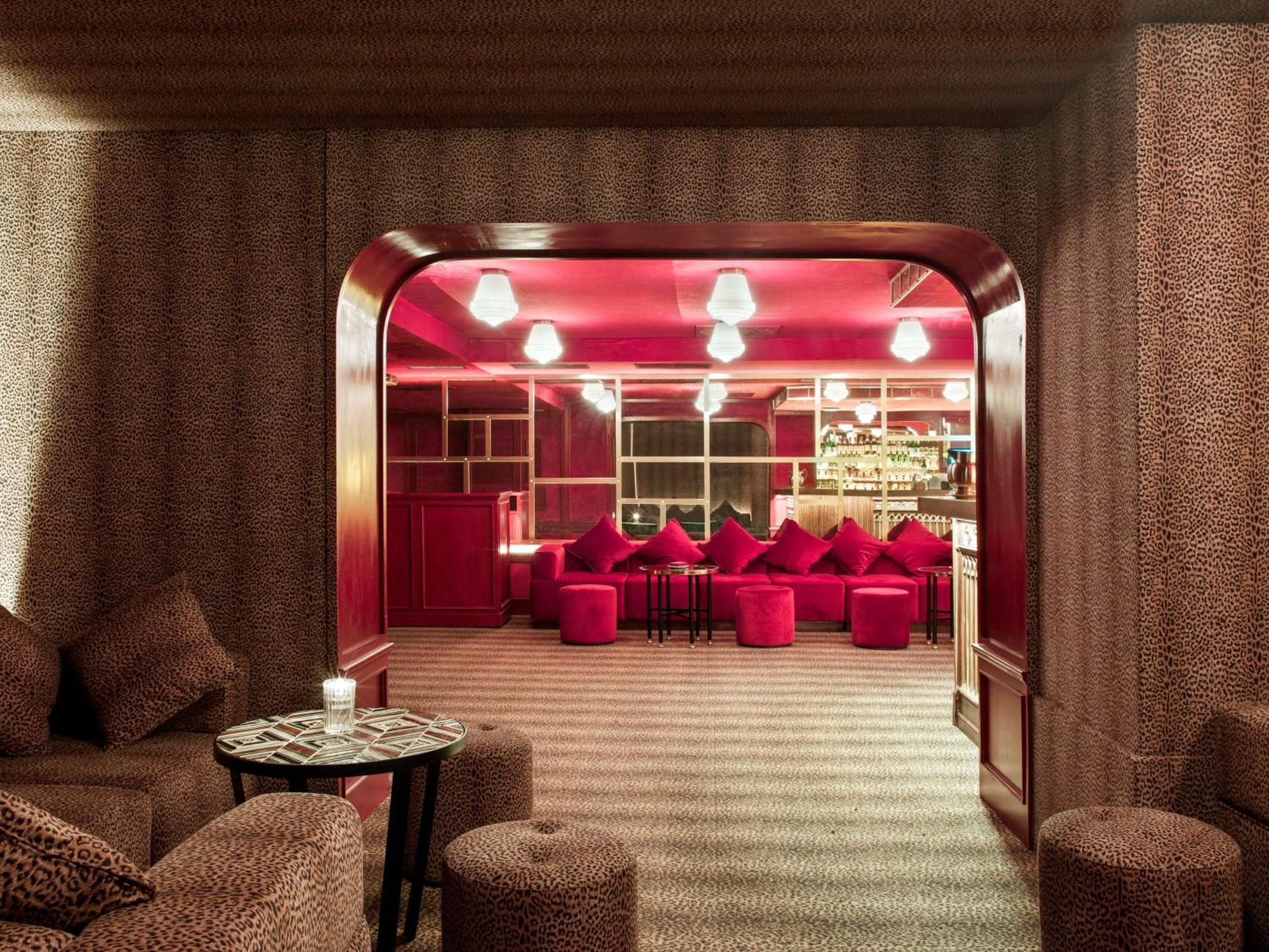 Nh Collection Madrid Suecia Hotel Exterior foto The interior of the nightclub