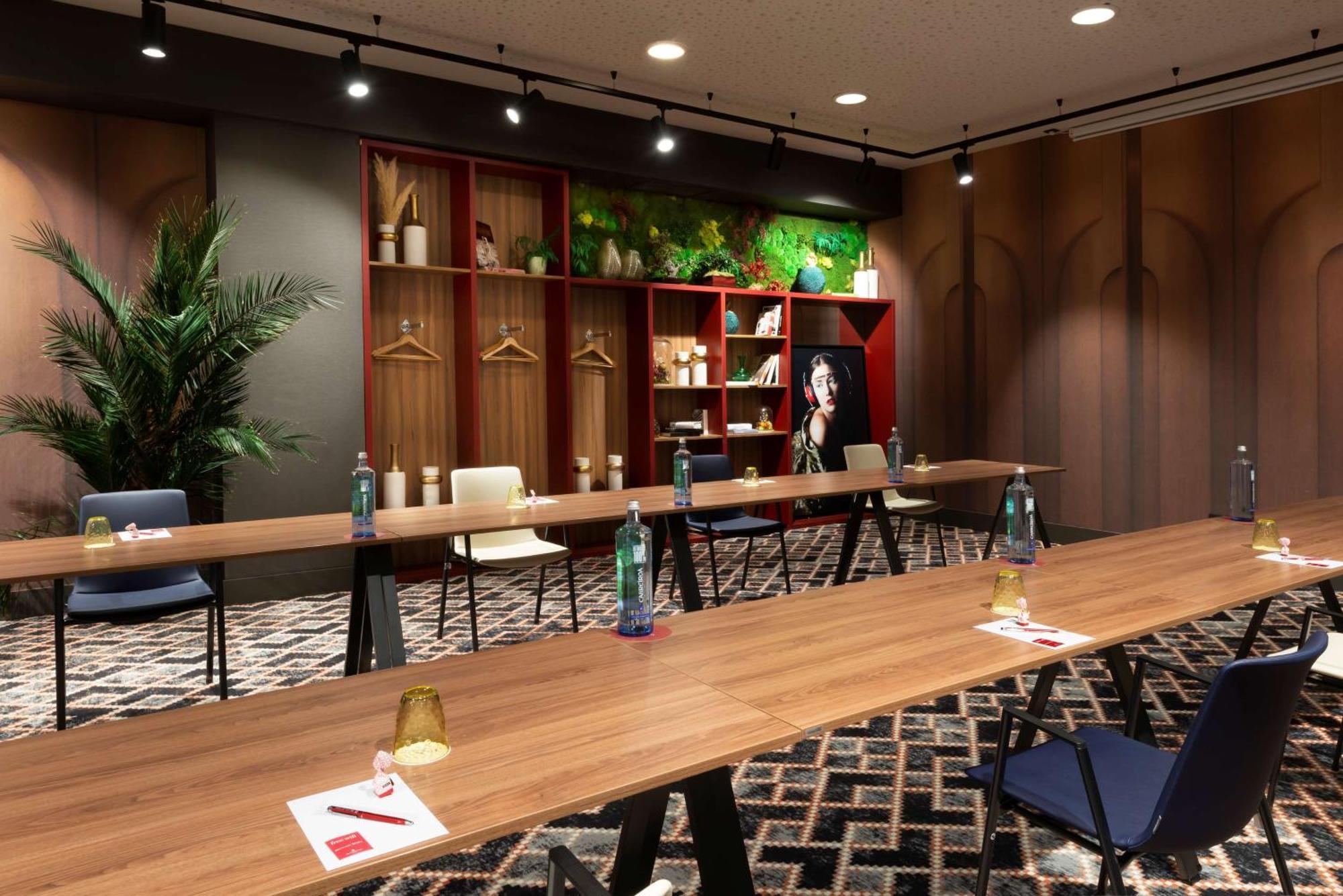 Nh Collection Madrid Suecia Hotel Exterior foto Meeting room