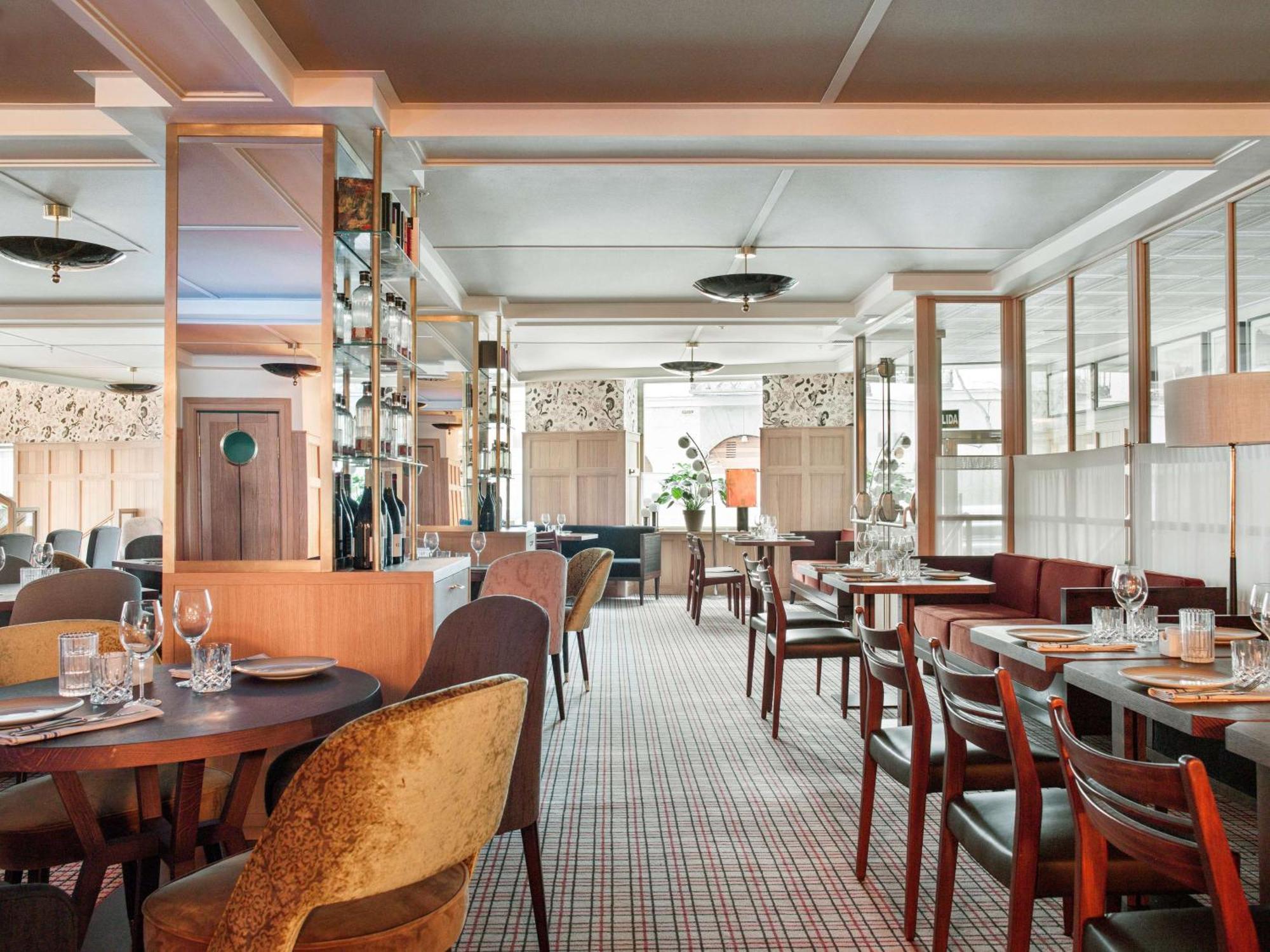 Nh Collection Madrid Suecia Hotel Exterior foto The interior of the restaurant